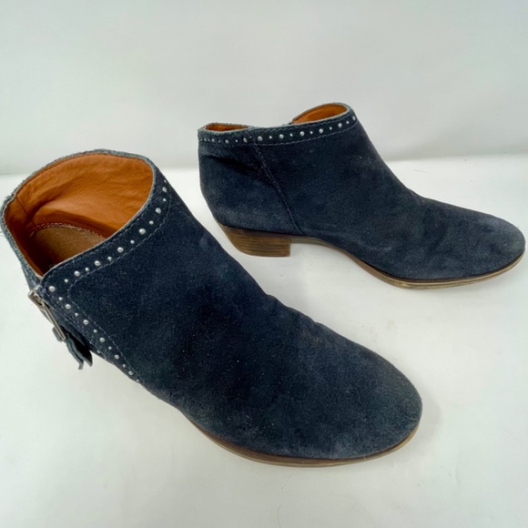Studded Lucky Brand gray suede ankle booties. Size 8 M. - Picture 5 of 10